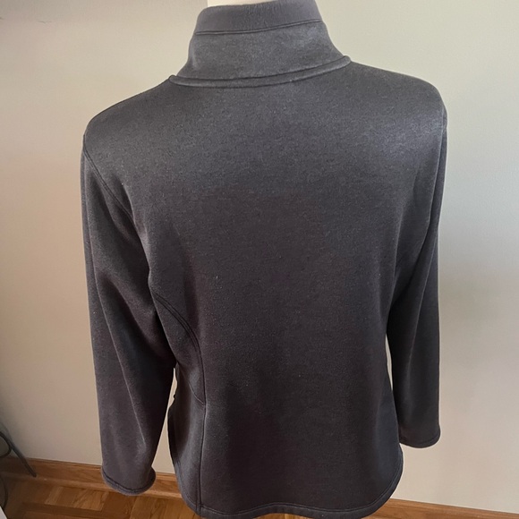 The North Face Woman’s Soft Shell Polyester XL Jacket - Picture 4 of 8